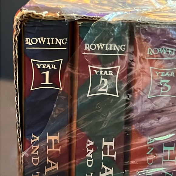 JK Rowling The Harry Potter Collection box set/1st 4 years-New/minor damage - Picture 10 of 12